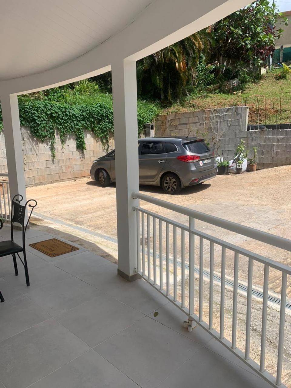 Villa Les Mahoganys Riviere-Salee Екстериор снимка