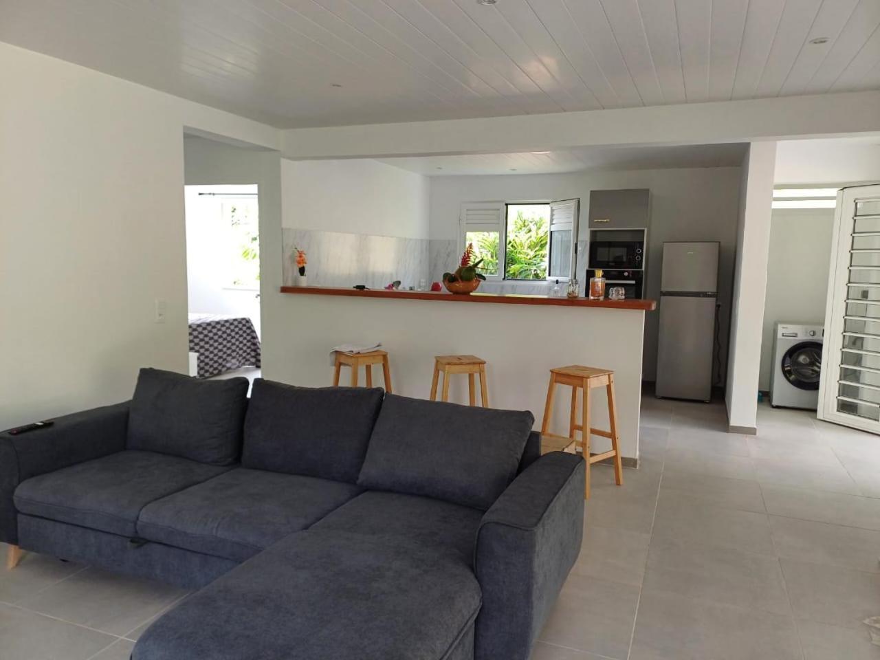 Villa Les Mahoganys Riviere-Salee Екстериор снимка